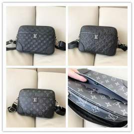 Picture of Louis Vuitton Mens Bags _SKUfw216209461fw